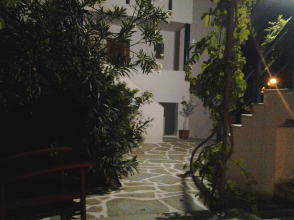 Aparthotel O Fotis à Ágios Prokópios Extérieur photo