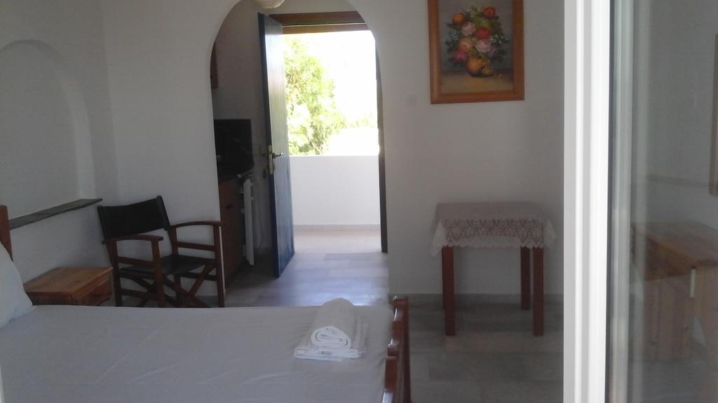 Aparthotel O Fotis à Ágios Prokópios Extérieur photo