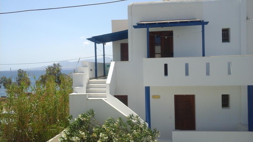 Aparthotel O Fotis à Ágios Prokópios Extérieur photo