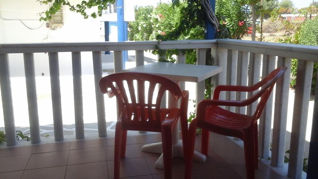 Aparthotel O Fotis à Ágios Prokópios Extérieur photo